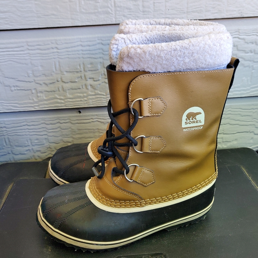 Sorel heavy weather boots - Picture 6 of 9